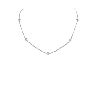 Collar con engaste de bisel de diamantes de 0,60-1,26 quilates en oro blanco de 14 quilates