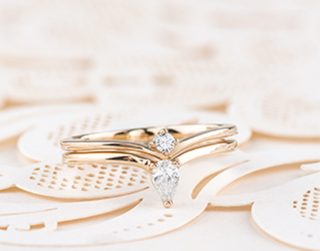 Anillo de diamantes canadienses con forma de pera y diamantes de 0,12 quilates en oro amarillo de 14 quilates, tamaño 6,5