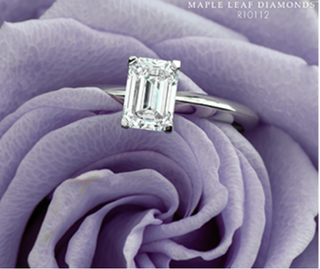 Anillo de compromiso con talla de diamante de esmeralda canadiense de platino de 0,50 a 0,70 quilates, talla 6,5