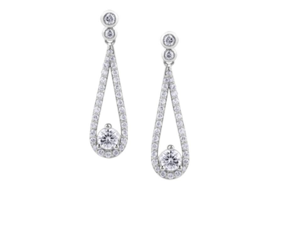 Aretes colgantes de diamantes canadienses de 1,30 quilates en oro blanco de 14 quilates