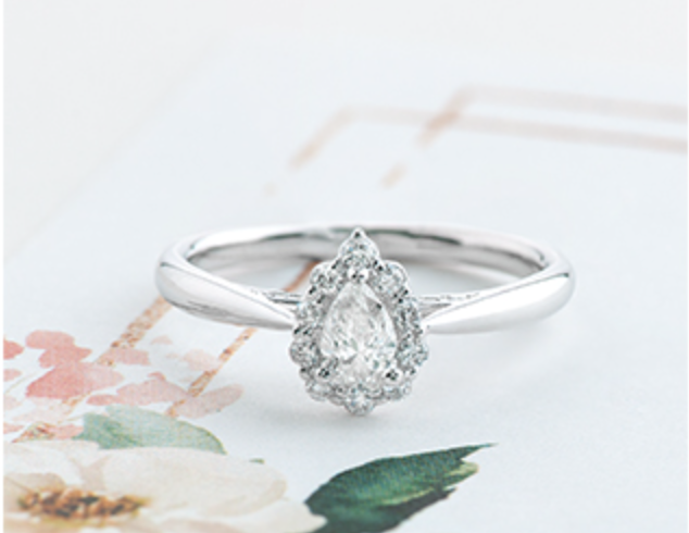 18K White Gold &amp; Palladium Alloy (hypoallergenic) 0.50cttw Canadian Pear Shape Diamond Engagement Ring