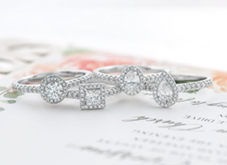 18K White Gold & Palladium Alloy (hypoallergenic) 0.76-1.32cttw Canadian Round Shape Diamond Engagement Ring