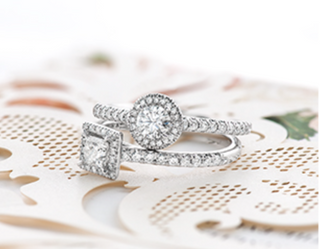 18K White Gold & Palladium Alloy (hypoallergenic) 0.76-1.32cttw Canadian Round Shape Diamond Engagement Ring