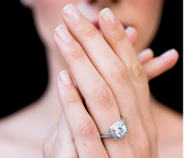18K White Gold &amp; Palladium Alloy (hypoallergenic) 1.50cttw Canadian Diamond Engagement Ring