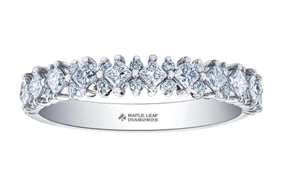Alianza de diamantes canadienses de talla brillante redonda y princesa de 0,56 quilates de oro blanco, amarillo o rosa de 14 quilates