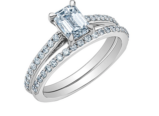 Anillo de compromiso de diamante canadiense brillante redondo y solitario de talla esmeralda cultivado en laboratorio de 14 quilates