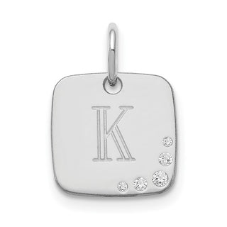 Inicial de cojín con dije de diamantes de 0,027 cttw 