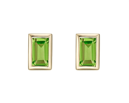 Aretes de peridoto de talla baguette de 4x2 mm en oro amarillo de 10 quilates con respaldo de mariposa