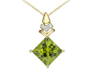 10K Yellow Gold 7mm Princess Cut Peridot and 0.024cttw Diamond Pendant - 18 inches - Discontinued
