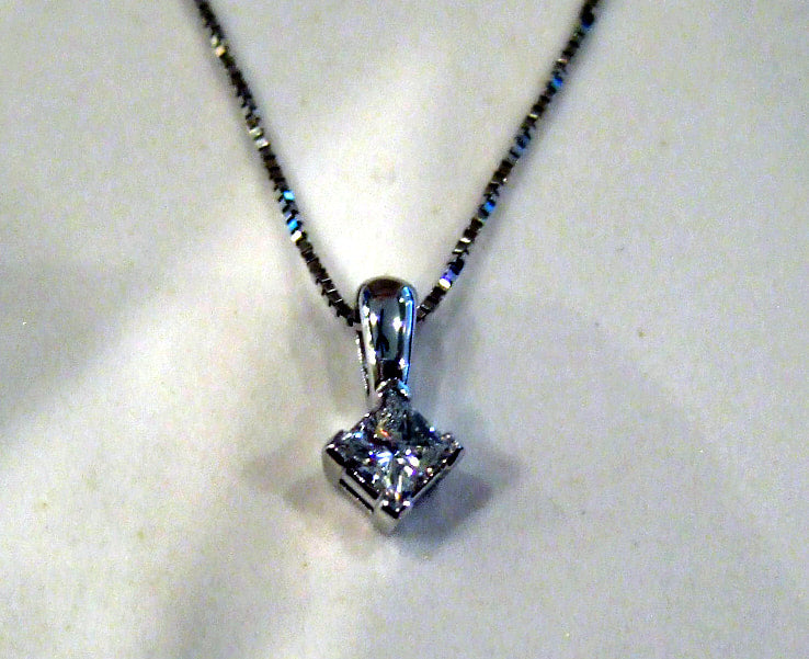 Canadian Diamond Pendant