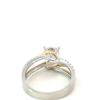 14K Round Brilliant Cut Diamond Ring