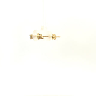 Pendientes solitarios de diamantes en engaste de ilusión de oro amarillo de 10 quilates, 0,04 quilates