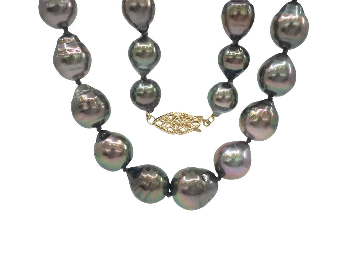 Hebra de perlas de Tahití negras de 9-13 mm con cierre de perlas de oro amarillo de 14 quilates - 18&quot;