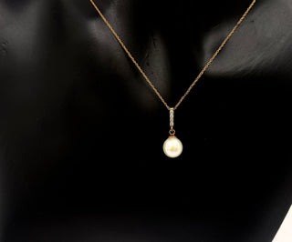 Colgante de diamantes y perlas de agua dulce en oro rosa de 10 quilates, 18 "