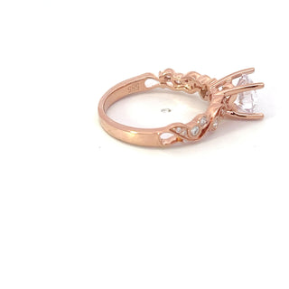 14K Round Brilliant Cut Diamond Ring