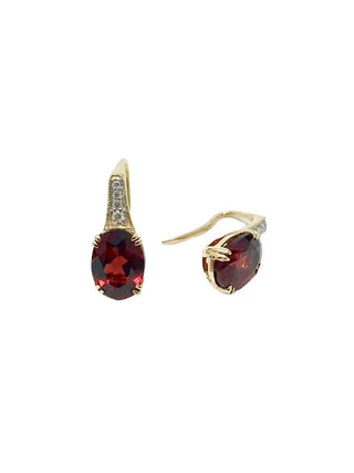 Aretes de oro amarillo de 10 quilates con granate y diamantes de 0,04 quilates