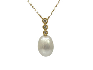 Collar de diamantes y perlas de agua dulce de oro amarillo de 10 quilates, 18 "
