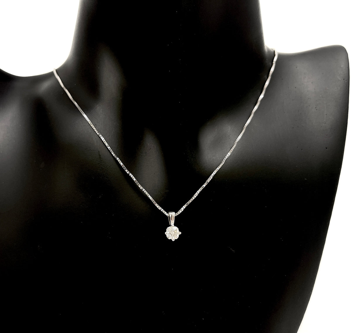 14K White Gold 0.30cttw Round Cut Canadian Diamond Pendant, 18”