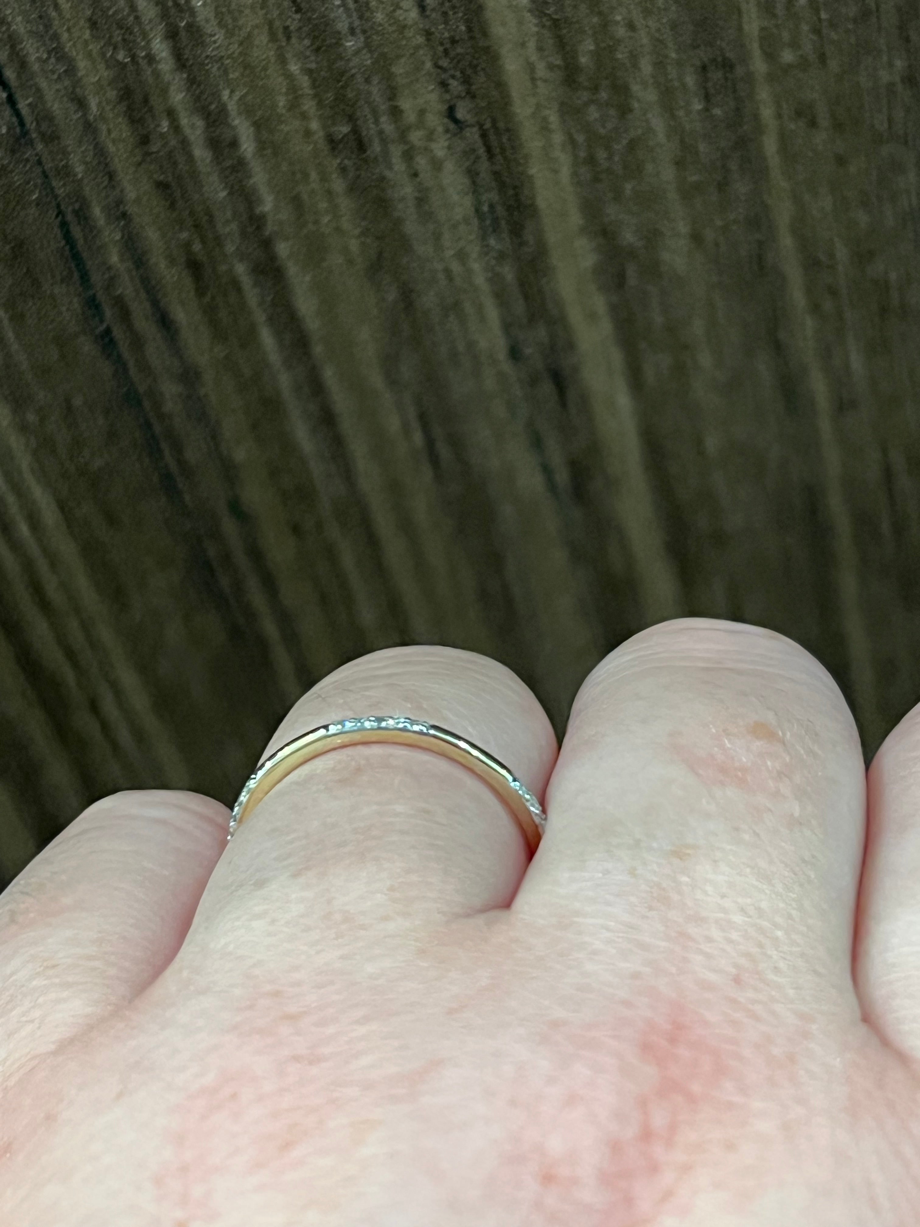10K Yellow Gold 0.10cttw Diamond Band - size 6.5