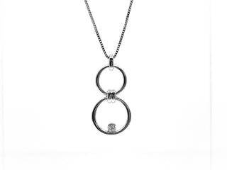 Collar con doble infinito/círculo de diamantes de 0,11 quilates en plata de ley, 18"