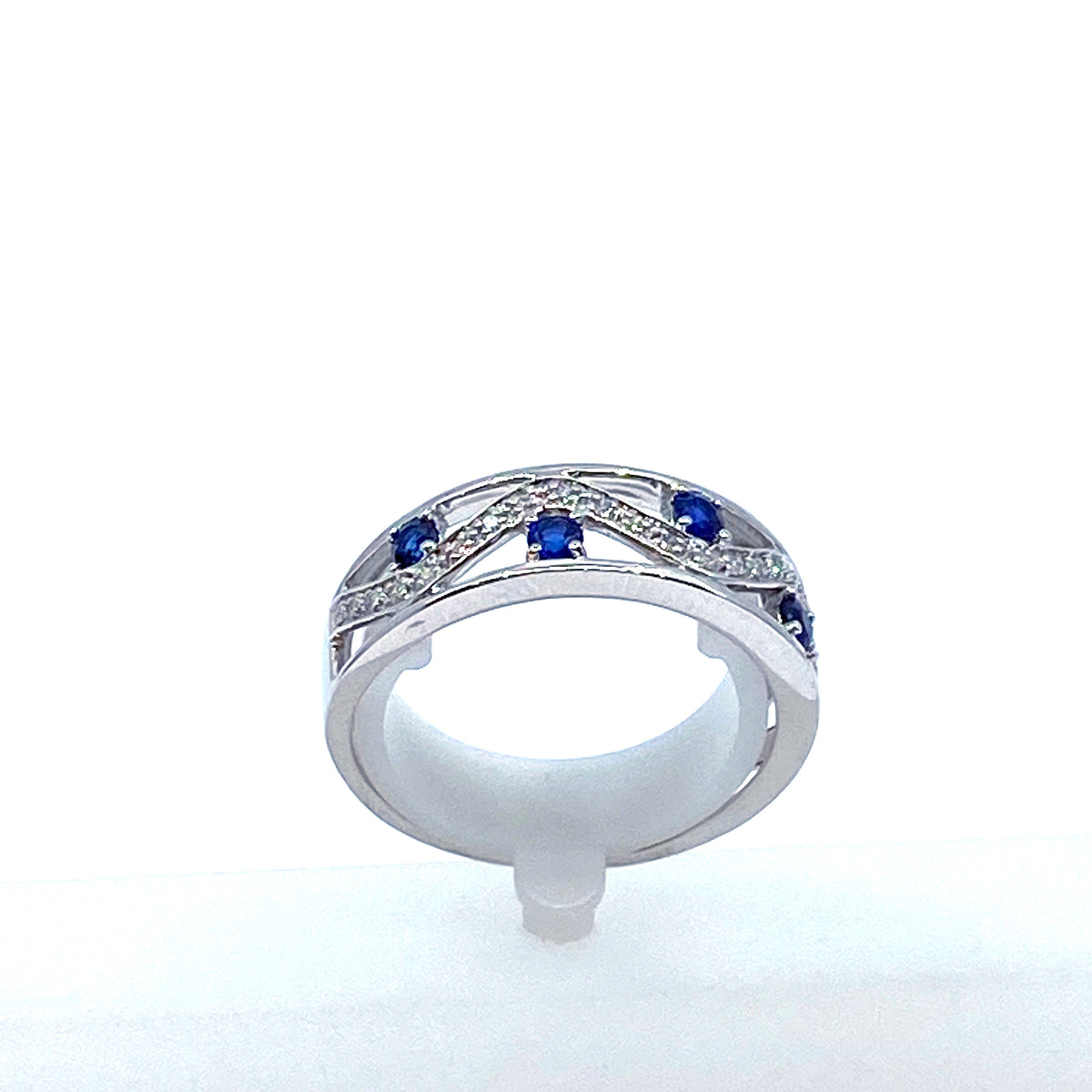 10K White Gold Sapphire &amp; Diamond Ring - Size 6.5