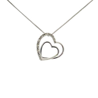 Colgante en forma de corazón con diamantes de 0,05 quilates en oro blanco de 10 quilates, 18"