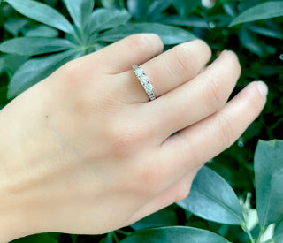 14K White Gold 0.75cttw Diamond 3 Stone (Past, Present & Future) Diamond Engagement / Anniversary Ring