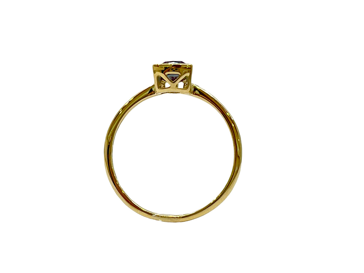 10K Yellow Gold 0.50cttw Created Alexandrite Ring, size 7