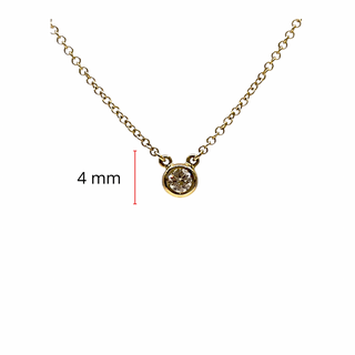Collar de diamantes canadienses de oro amarillo de 14 quilates de 0,101 quilates
