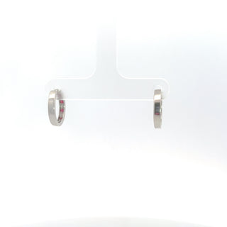 Pendientes tipo argolla con bisagras Huggie de oro blanco de 10 quilates, rubí auténtico de 0,16 quilates y diamantes de 0,03 quilates
