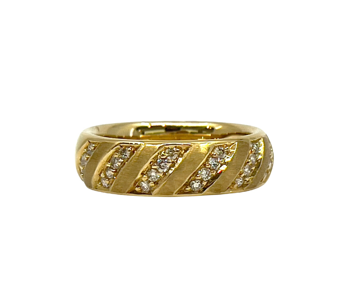 10K Yellow Gold 0.25cttw Diamond Ring, Size 6.5