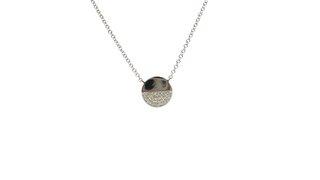 Colgante de diamantes de 0,08 quilates en oro blanco de 14 quilates, 18"