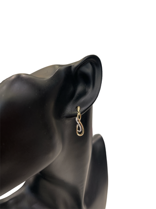 Aretes colgantes de diamantes de 0,09 quilates en oro amarillo de 10 quilates