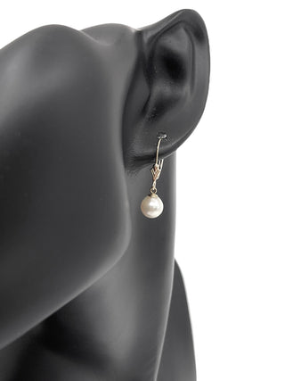 Aretes de perlas cultivadas de 7 a 7,5 mm en oro blanco de 14 quilates con cierres de palanca