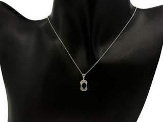 Colgante de oro blanco de 10 quilates con zafiro azul de 0,45 quilates y diamante de 0,03 quilates - 18"