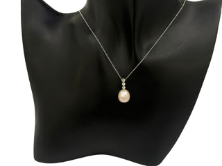 10K White Gold Fresh Water Pearl and Diamond Necklace, 18"