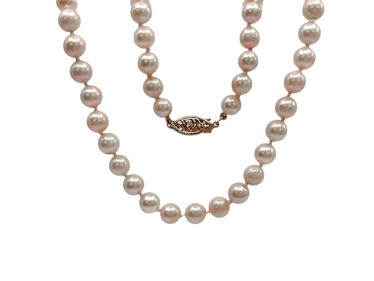5.5-6mm White Cultured Pearl Strand with 14K Yellow Gold Pearl Clasp - 18&quot;