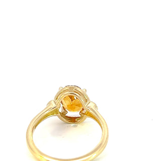 Anillo de oro amarillo de 10 quilates con citrino y diamantes - Talla 7