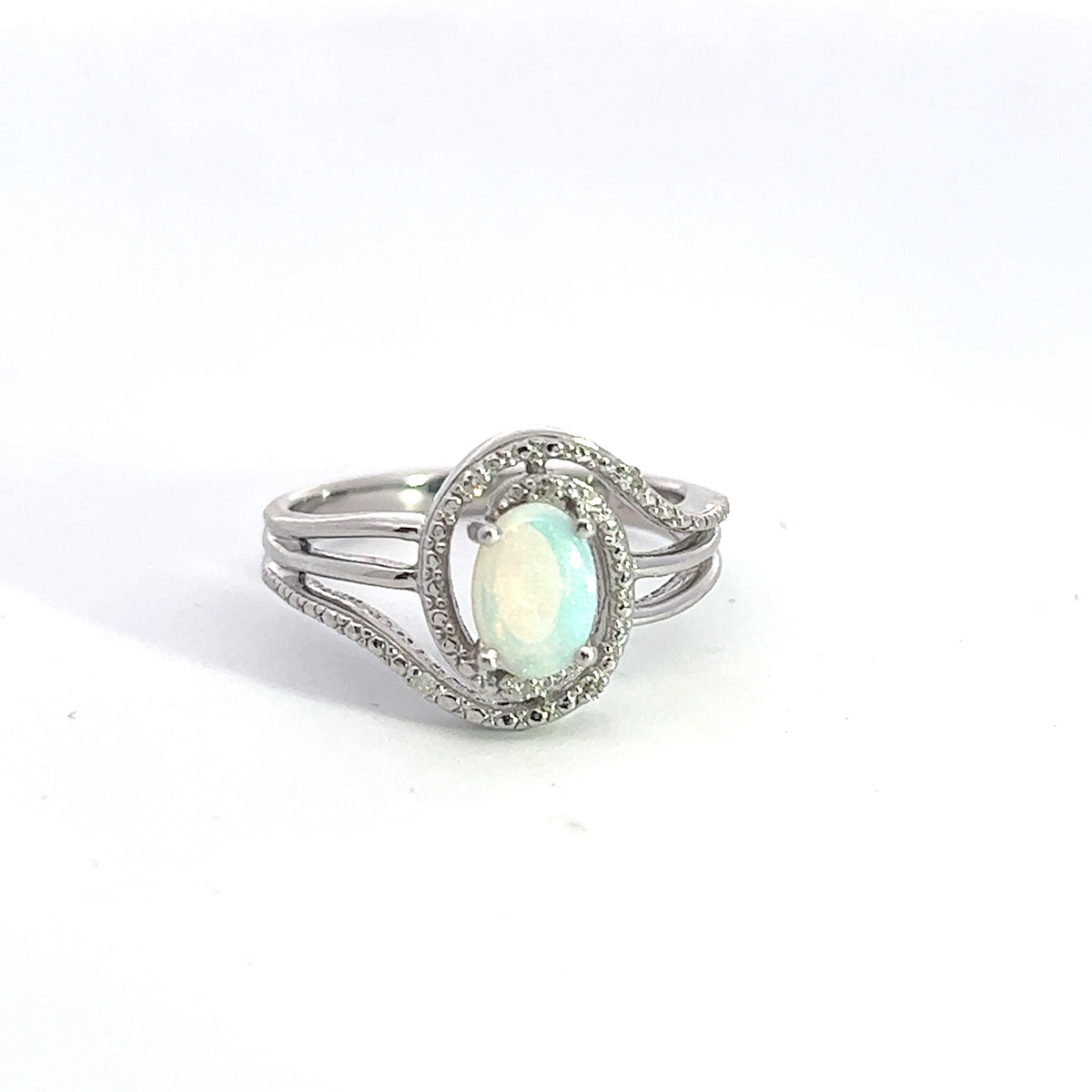 925 Sterling Silver 7 x 5mm Opal and 0.03cttw Diamond Ring - Size 6