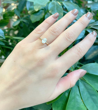14K Gold 1.00-2.00cttw Lab Grown Oval Diamond Engagement Ring