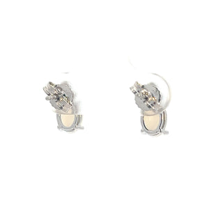 Aretes de diamantes y ópalo de oro blanco de 10 quilates