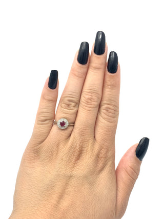 Anillo de diamantes y rubíes creados