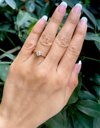 Anillo de diamantes canadienses de 0,536 quilates en oro amarillo y paladio de 18 quilates - Tamaño 6,25