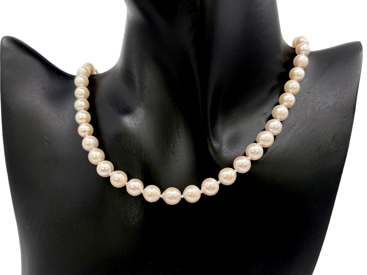 7-7.5mm White Cultured Pearl Strand with 14K White Gold Pearl Clasp - 18&quot;