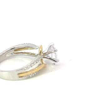 14K Round Brilliant Cut Diamond Ring