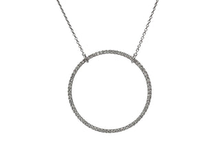 Colgante circular de diamantes de 0,50 quilates en oro blanco de 18 quilates, 18"