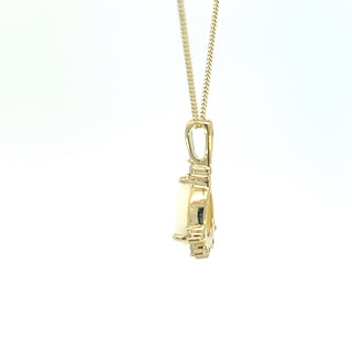 Colgante de diamantes y ópalo de oro amarillo de 10 quilates