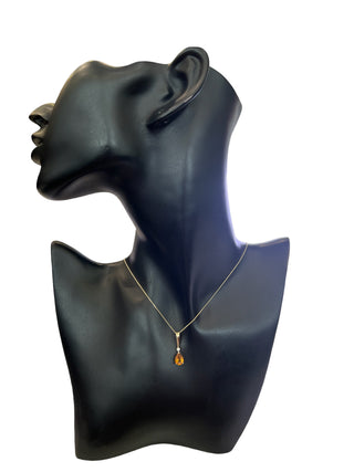 Colgante de oro amarillo de 10 quilates con diamantes y citrino de 0,02 quilates, 18"