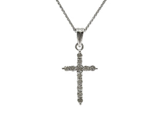Colgante de cruz de diamantes de 0,35 quilates en oro blanco de 14 quilates, 18"