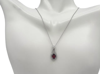 Colgante de oro blanco de 10 quilates con granate de 0,90 quilates y diamante de 0,11 quilates - 18 pulgadas